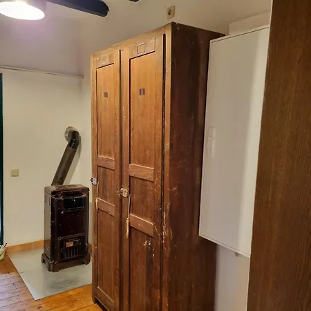 Σπίτι διακοπών Alte Waldkate - Windschief Und Mitten In Der