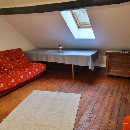 Vakantiehuis Alte Waldkate - Windschief Und Mitten In Der