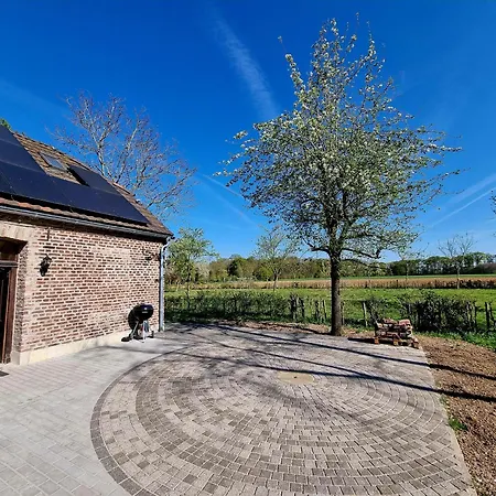 Vakantiehuis Alte Waldkate - Windschief Und Mitten In Der